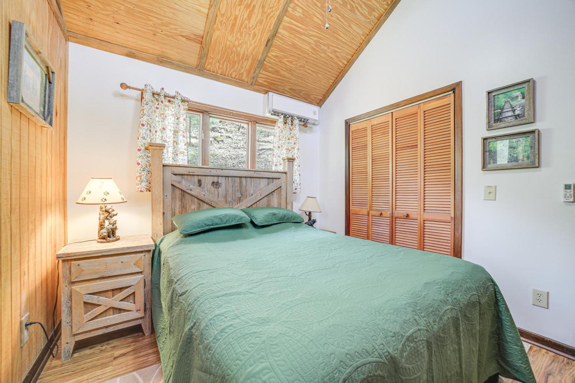 Creekside Whittier Cabin With Fire Pit Near Hiking! מראה חיצוני תמונה